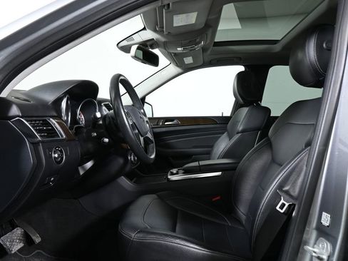 Used 2015 Mercedes-Benz ML 350 4MATIC image 3