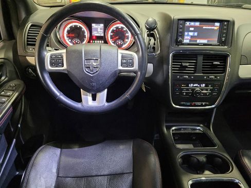 Used 2018 Dodge Grand Caravan GT FWD image 22