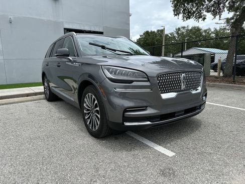 Used 2023 Lincoln Aviator Reserve AWD/4WD image 11