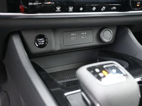 Certified 2026 Nissan Rogue SV FWD image 25