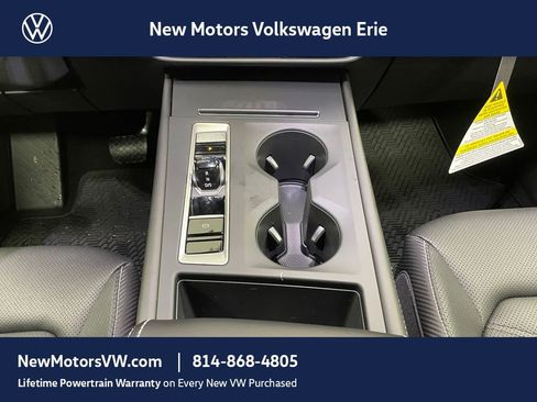 New 2026 Volkswagen Atlas Cross Sport SE image 9