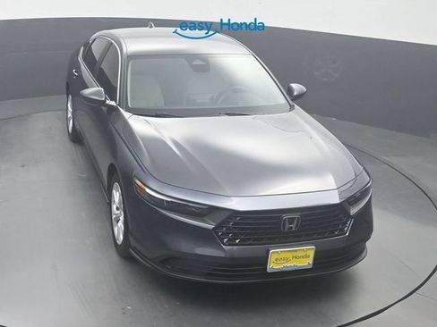 Used 2025 Honda Accord LX image 20