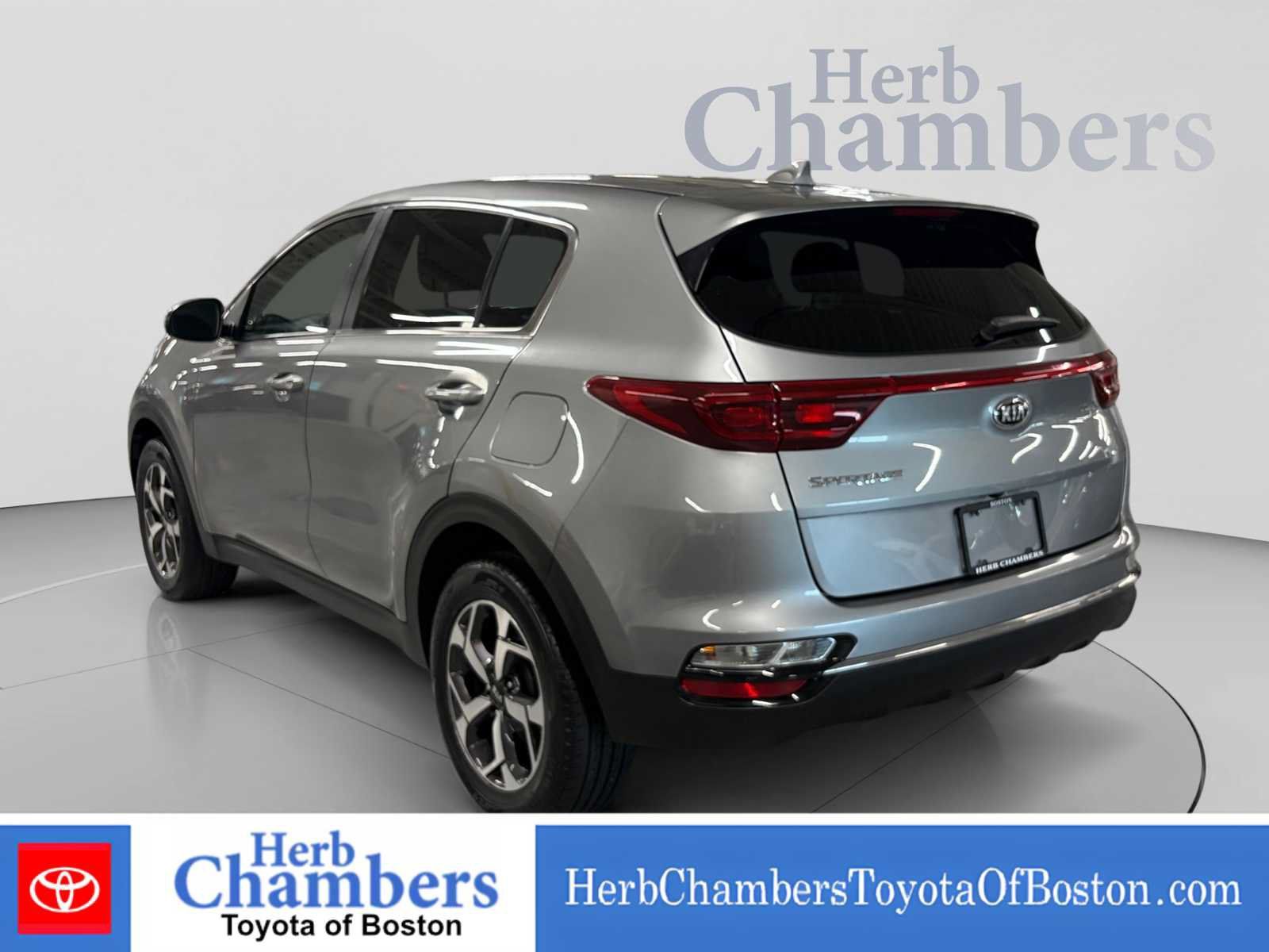 Used 2020 Kia Sportage LX AWD/4WD image 3