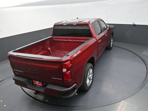 Used 2020 Chevrolet Silverado 1500 Custom w/ Custom Value Package AWD/4WD image 31