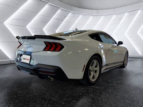 Used 2024 Ford Mustang Coupe RWD image 4