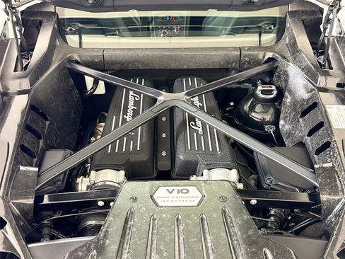 Used 2018 Lamborghini Huracan LP 580-2 image 26