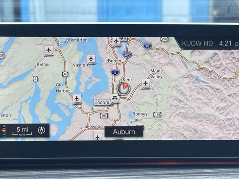 Used 2017 BMW 540i RWD image 11