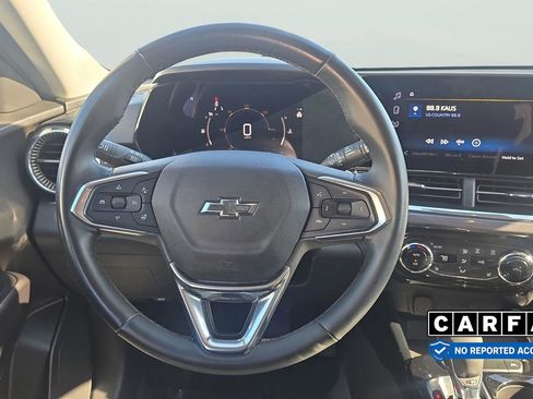Used 2025 Chevrolet Trax ACTIV w/ Driver Confidence Package FWD image 11