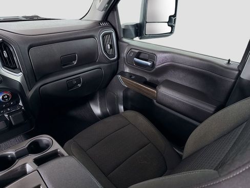 Used 2023 Chevrolet Silverado 2500 LT AWD/4WD image 21