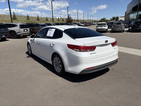 Used 2018 Kia Optima EX FWD image 6