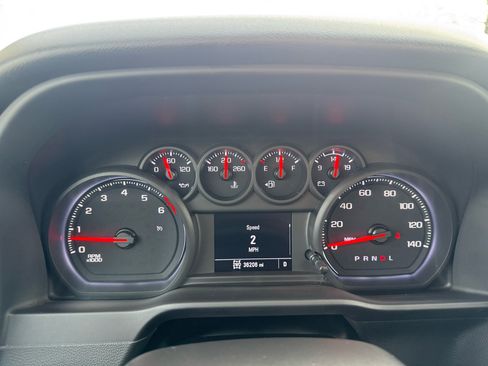 Used 2022 GMC Sierra 2500 Pro w/ Convenience Package image 10