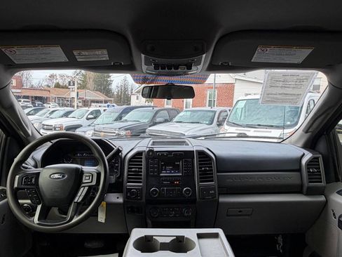 Used 2019 Ford F350 XL w/ Power Equipment Group AWD/4WD image 18