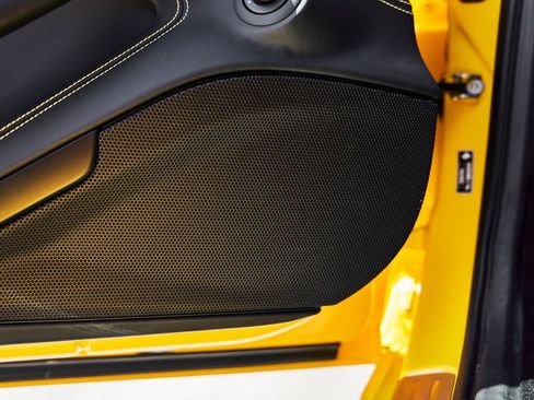 Used 2021 Ferrari F8 Tributo image 41