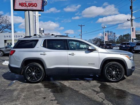 Used 2019 GMC Acadia SLT image 7