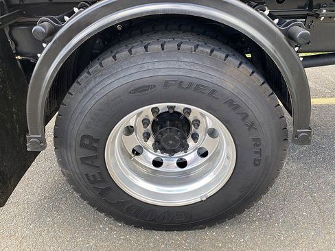 Used 2026 Ford F650 2WD Regular Cab Super Duty image 16