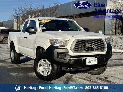 Used 2019 Toyota Tacoma SR image 1