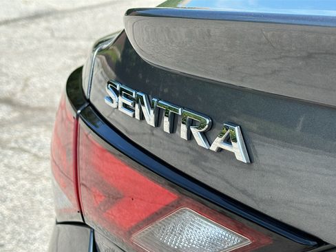 Used 2023 Nissan Sentra SR w/ Trunk Package FWD image 10