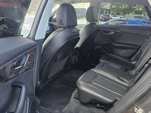 Used 2019 Audi Q8 Premium Plus image 21