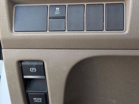 Used 2018 Honda Odyssey LX image 14