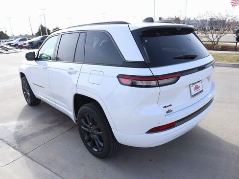 New 2026 Jeep Grand Cherokee Limited image 25