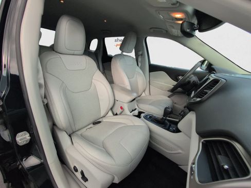 Used 2022 Jeep Cherokee Latitude Lux image 23