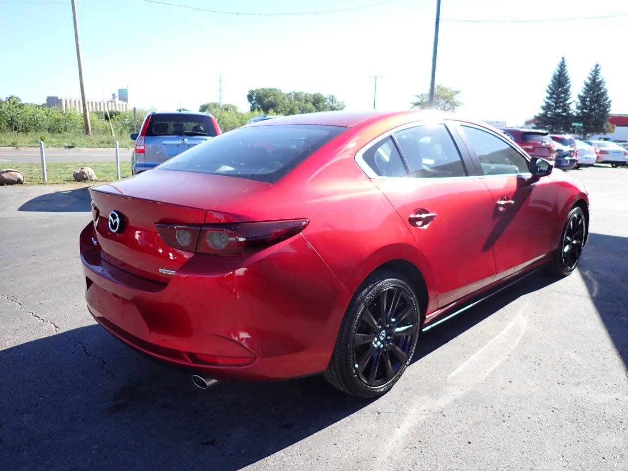 Used 2019 MAZDA MAZDA3 Sedan FWD image 6