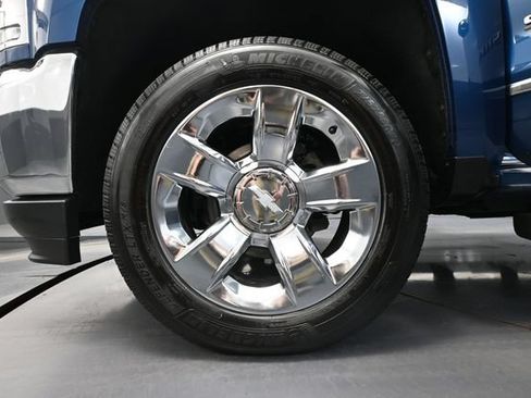 Used 2017 Chevrolet Silverado 1500 LTZ w/ Sport Package AWD/4WD image 20