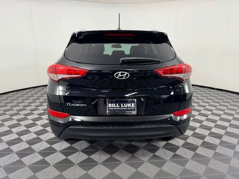 Used 2017 Hyundai Tucson SE image 6