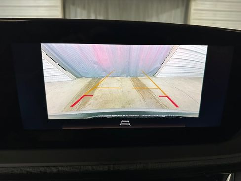 Used 2024 Buick Envista Preferred w/ Convenience I Package image 12