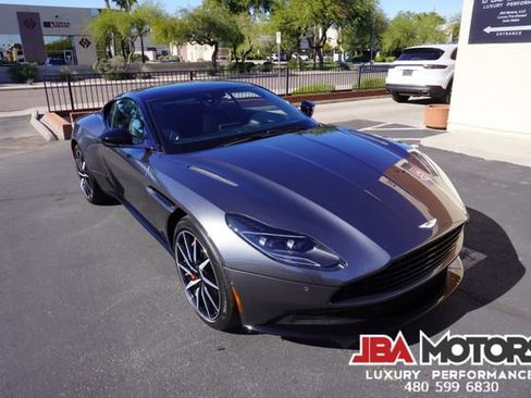 Used 2020 Aston Martin DB11 Coupe image 45