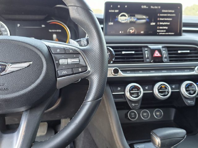 Used 2023 Genesis G70 2.0T RWD image 28
