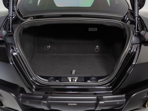 Certified 2022 Ferrari Roma image 45