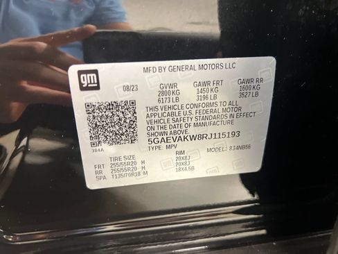 Used 2024 Buick Enclave Essence w/ Experience Buick Package AWD/4WD image 30