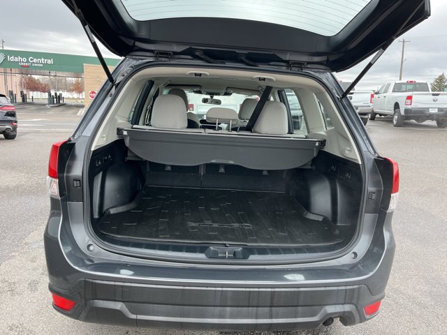Used 2023 Subaru Forester AWD/4WD image 39