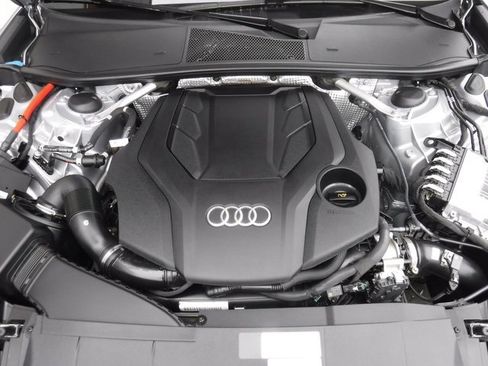 Used 2024 Audi A6 Premium Plus image 8