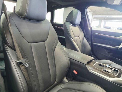 Used 2023 BMW i4 eDrive35 w/ Premium Package RWD image 28