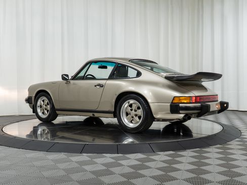 Used 1986 Porsche 911 Carrera image 35