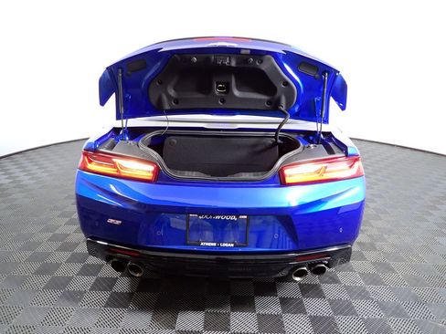 Used 2017 Chevrolet Camaro SS RWD image 18