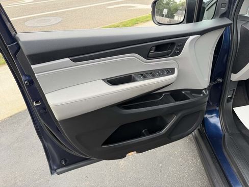 Used 2020 Honda Odyssey EX-L image 11