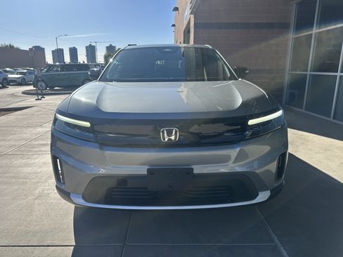 Used 2024 Honda Prologue EX image 9