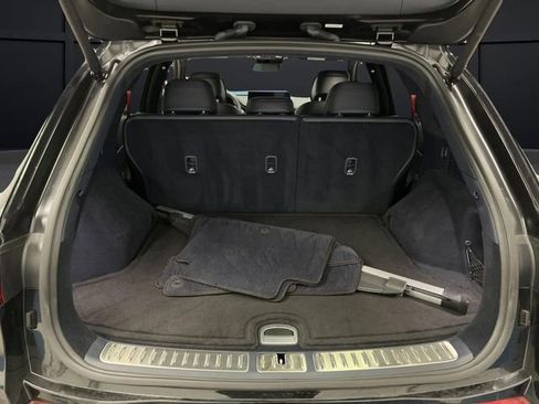 Used 2025 Genesis GV70 3.5T Sport w/ Sport Advanced Package image 16