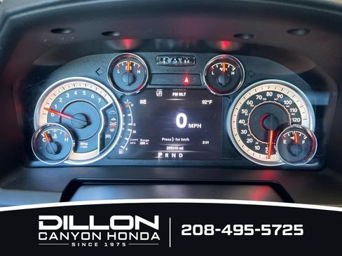 Used 2017 RAM 1500 Laramie w/ Convenience Group AWD/4WD image 27
