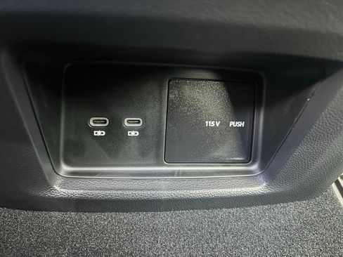 New 2026 Volkswagen Atlas SE image 45