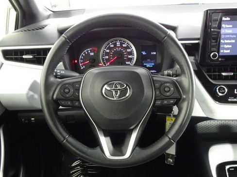 Used 2022 Toyota Corolla SE image 19