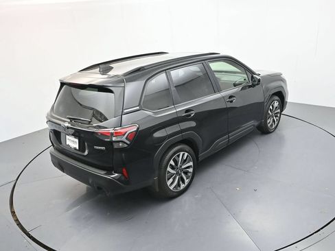 Certified 2025 Subaru Forester Touring w/ Popular Package - Touring AWD/4WD image 32