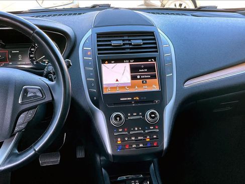 Used 2019 Lincoln MKC Reserve w/ MKC Climate Package image 7