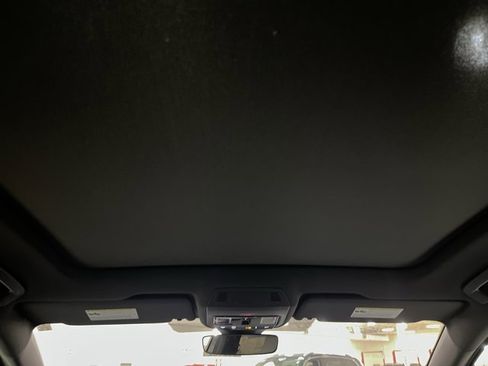 New 2026 Volkswagen ID.4 Pro S image 27