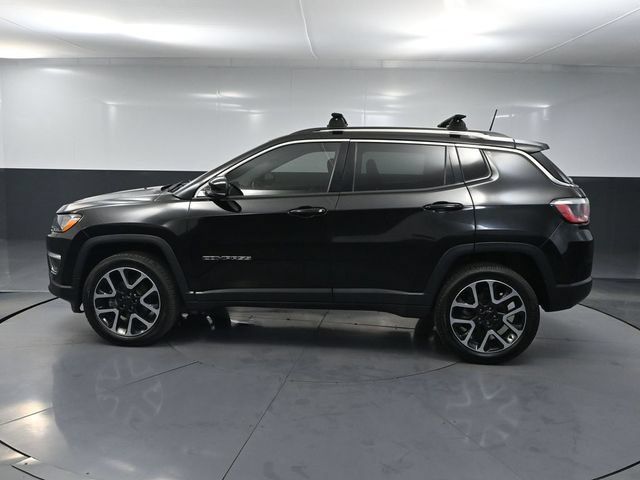 Used 2017 Jeep Compass Limited w/ Navigation Group AWD/4WD image 6