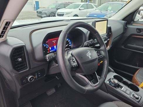 Certified 2023 Ford Bronco Sport Outer Banks w/ Tech Package image 19