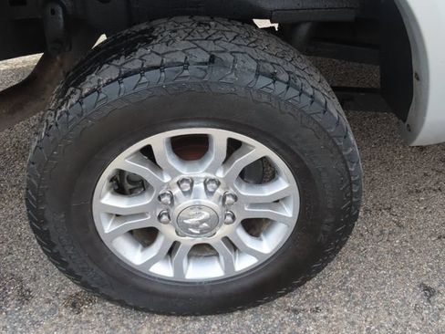 Used 2015 RAM 2500 Laramie w/ Convenience Group AWD/4WD image 17